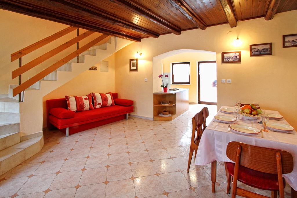 Holiday Home Marko Funtana Ngoại thất bức ảnh