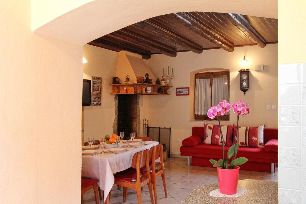 Holiday Home Marko Funtana Ngoại thất bức ảnh