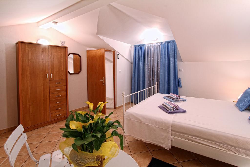 Holiday Home Marko Funtana Ngoại thất bức ảnh